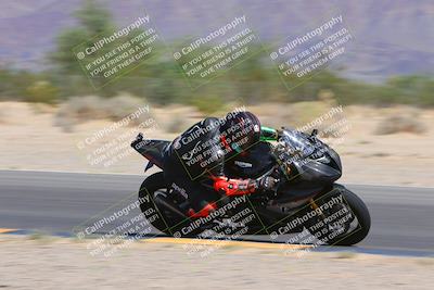 media/Oct-01-2023-SoCal Trackdays (Sun) [[4c570cc352]]/Turn 7 Inside (11am)/